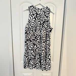 LOFT Black and White Patterned Dress Size Large Groovy Beach